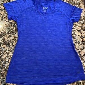 Mountain Hardware women’s shirt cobalt blue